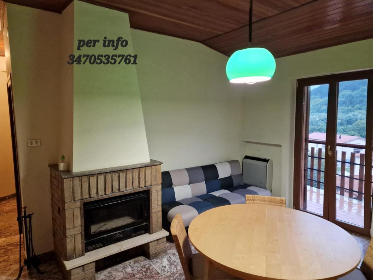 Luxury Lake Villa Villetta Barrea Exterior foto